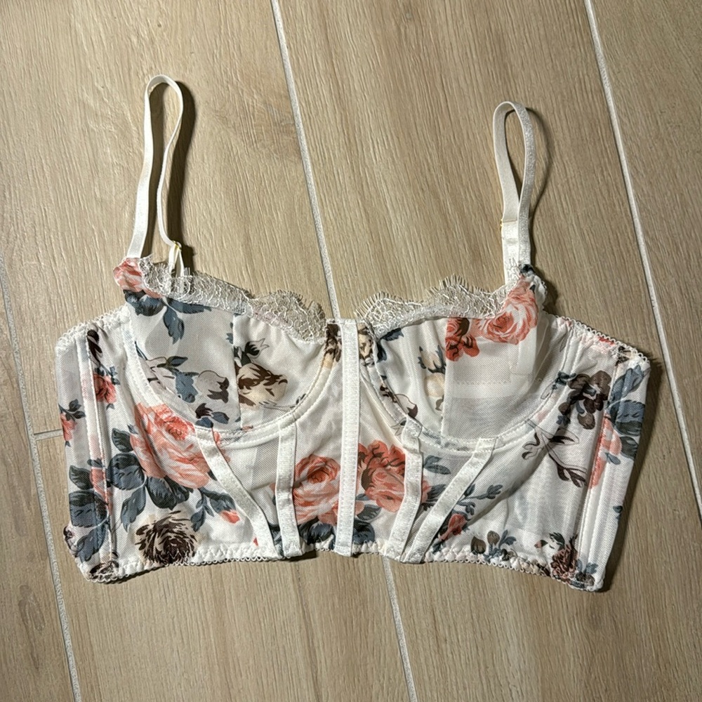 Floral white mesh corset crop top